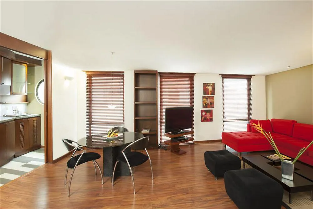 Hotel Lugano Suites Богота